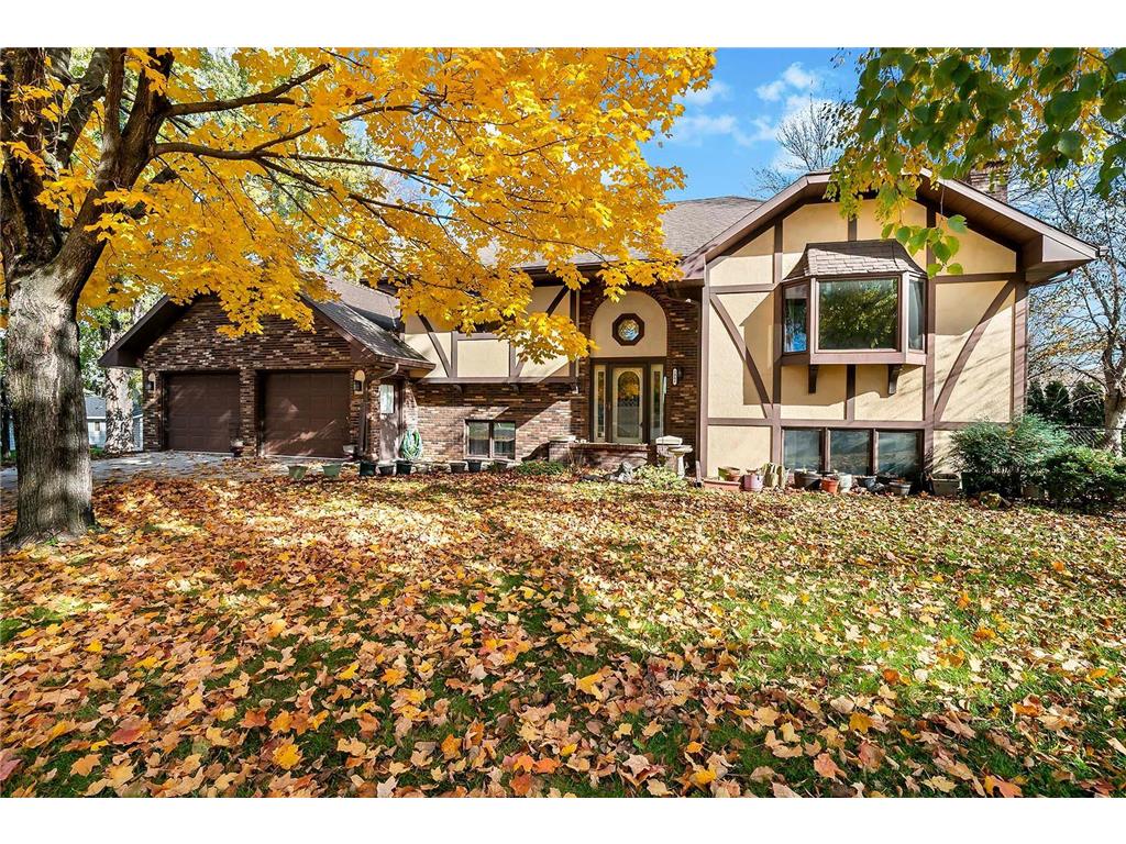2005 15th Street NW Faribault MN 55021 6812160 image1