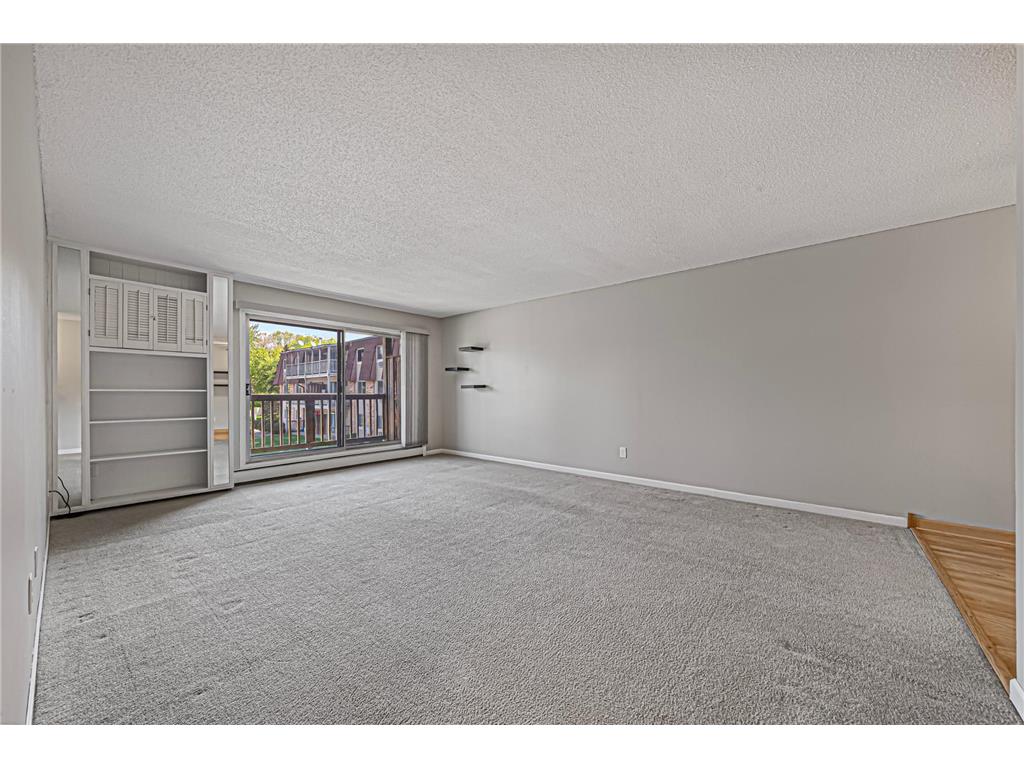2005 E 122nd Street #A11 Burnsville MN 55337 7073637 image6