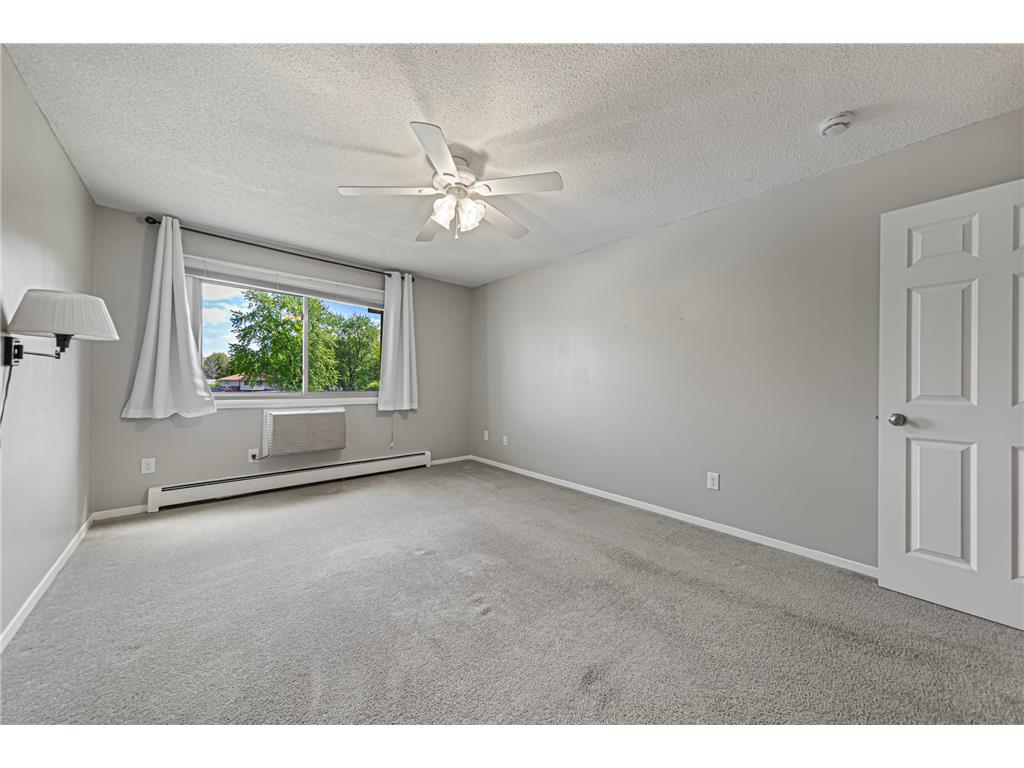 2005 E 122nd Street #A11 Burnsville MN 55337 7073637 image9