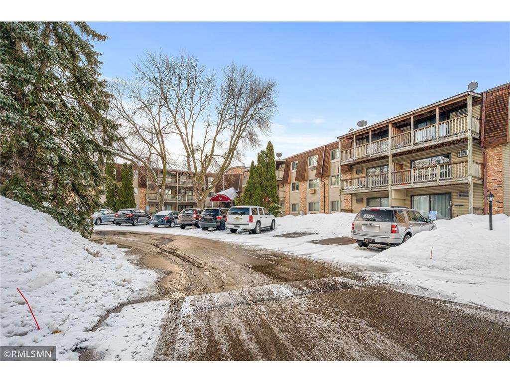 2005 E 122nd Street #A6 Burnsville MN 55337 6339210 image1