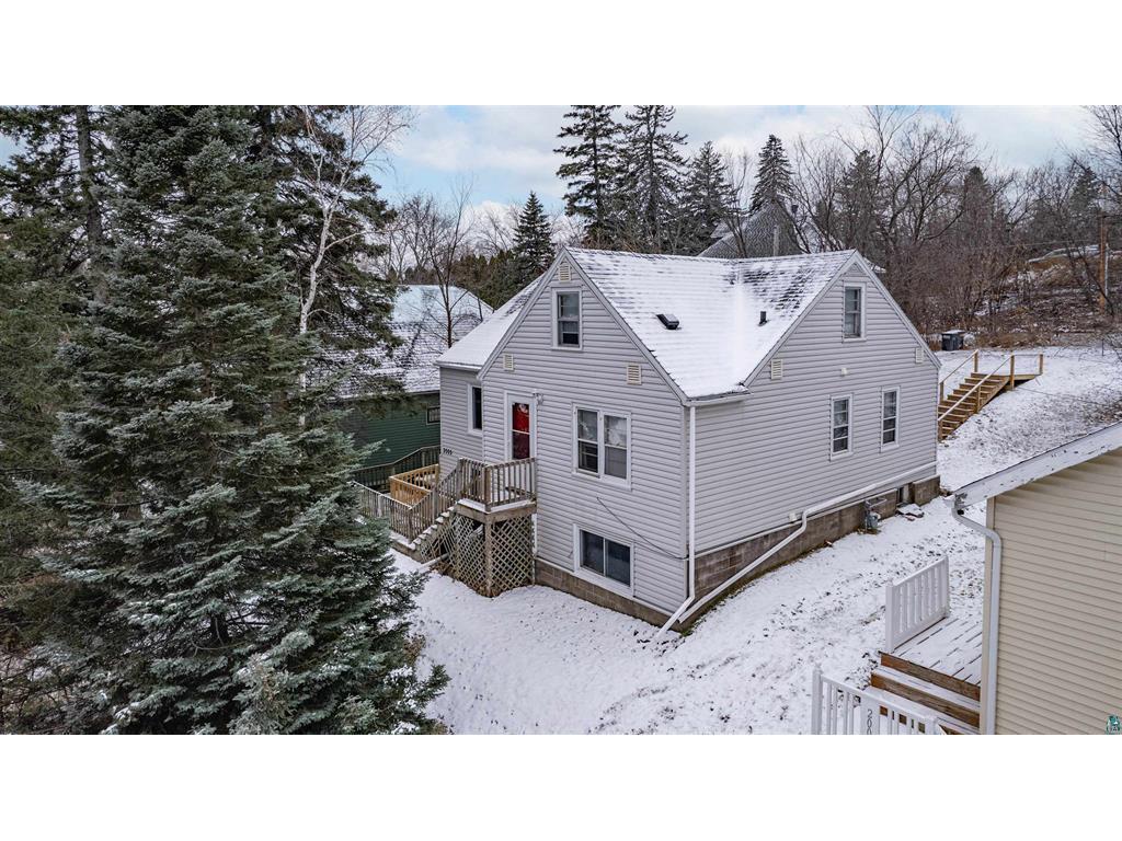 2005 E 6th Street Duluth MN 55812 6653486 image1