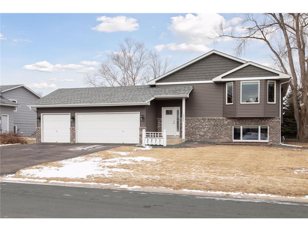2005 Granite Drive Shakopee MN 55379 6654391 image1