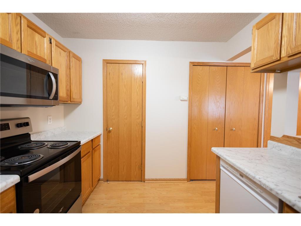 2005 Southcross Drive W #1006 Burnsville MN 55306 7053338 image3