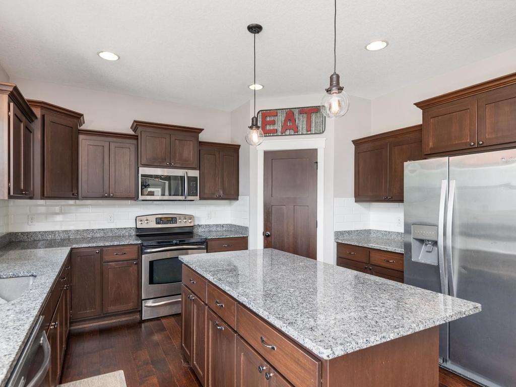 20055 Harness Avenue Lakeville MN 55044 7084431 image14