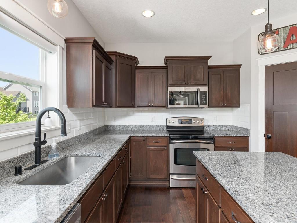 20055 Harness Avenue Lakeville MN 55044 7084431 image15