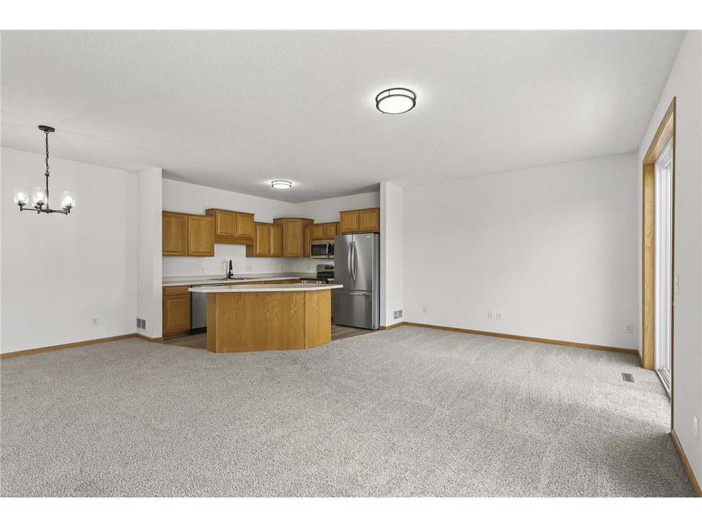 20055 Heritage Drive, Lakeville, MN, 55044 | MLS: 6784782 | Edina Realty