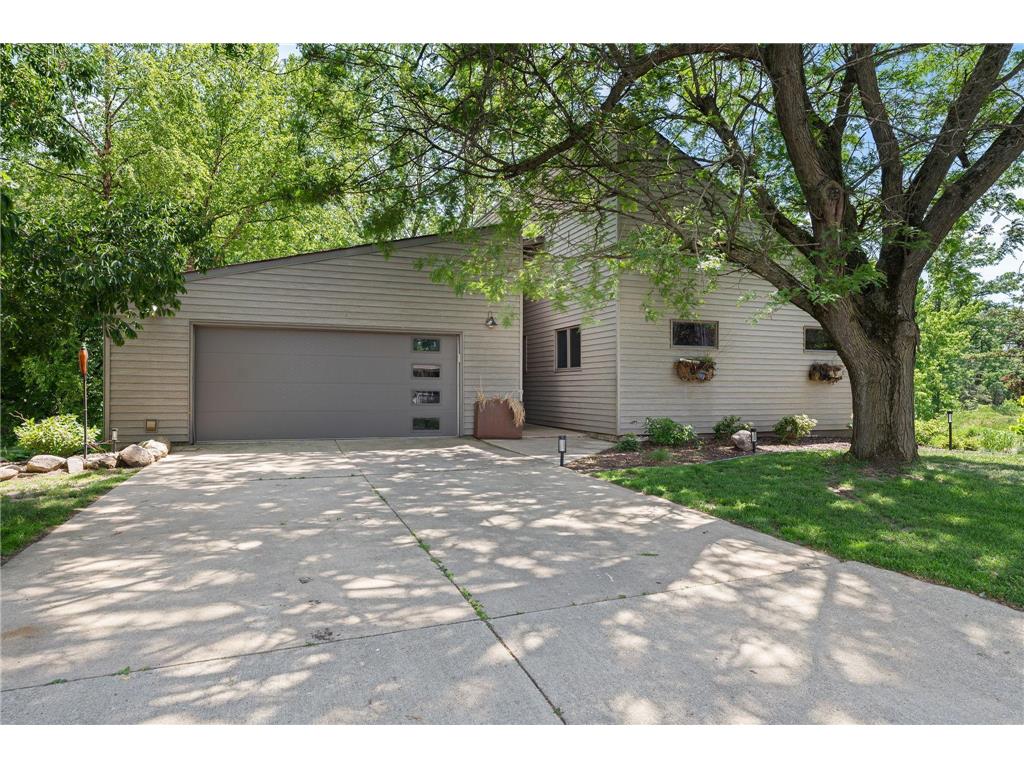 2006 11th Avenue NE Austin MN 55912 - Dobbins Creek 7087514 image1