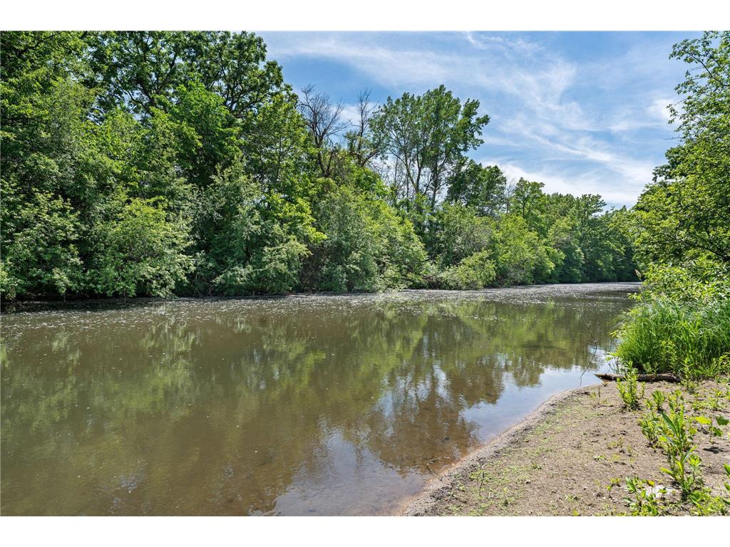 2006 11th Avenue NE Austin MN 55912 - Dobbins Creek 7087514 image14