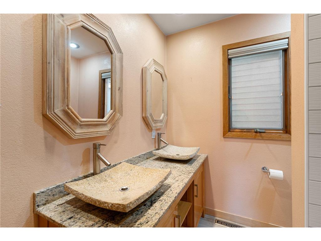 2006 11th Avenue NE Austin MN 55912 - Dobbins Creek 7087514 image41