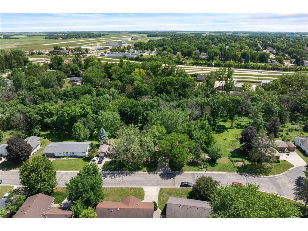2006 11th Avenue NE Austin MN 55912 - Dobbins Creek 7087514 image52