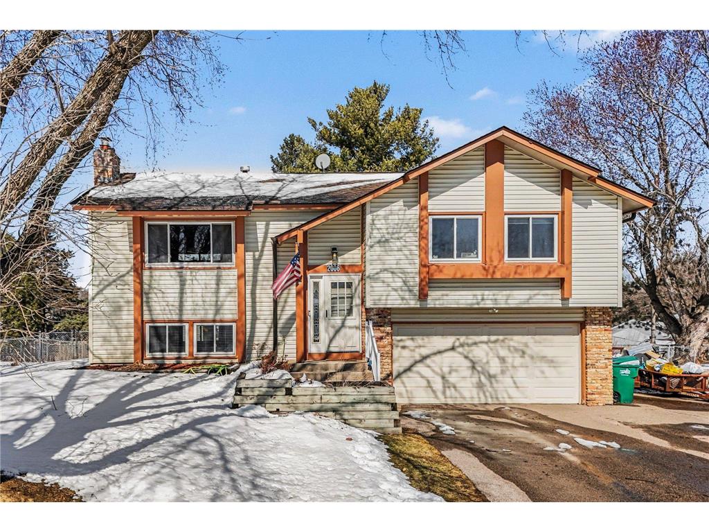 2006 E 115th Street Burnsville MN 55337 7039919 image1