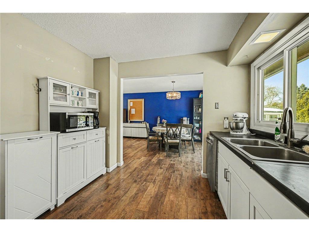 2006 E 115th Street Burnsville MN 55337 7039919 image10