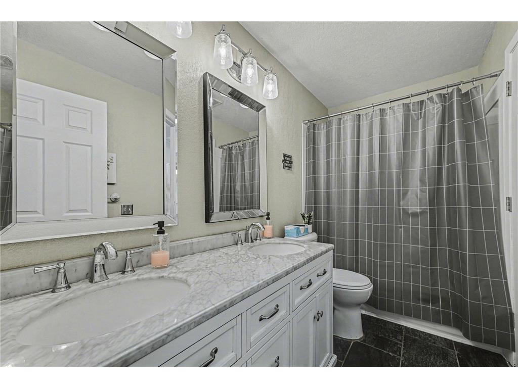 2006 E 115th Street Burnsville MN 55337 7039919 image13