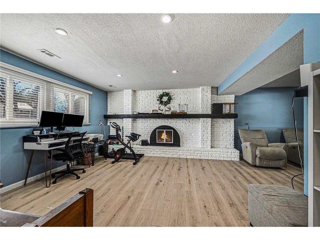 2006 E 115th Street Burnsville MN 55337 7039919 image18