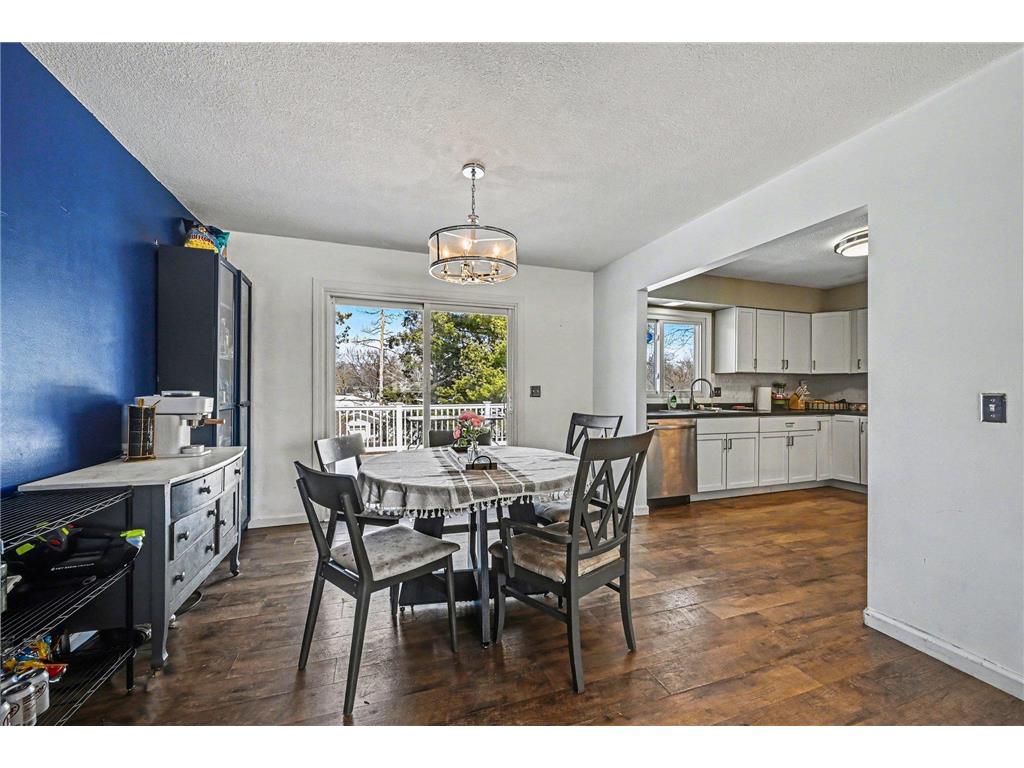 2006 E 115th Street Burnsville MN 55337 7039919 image6