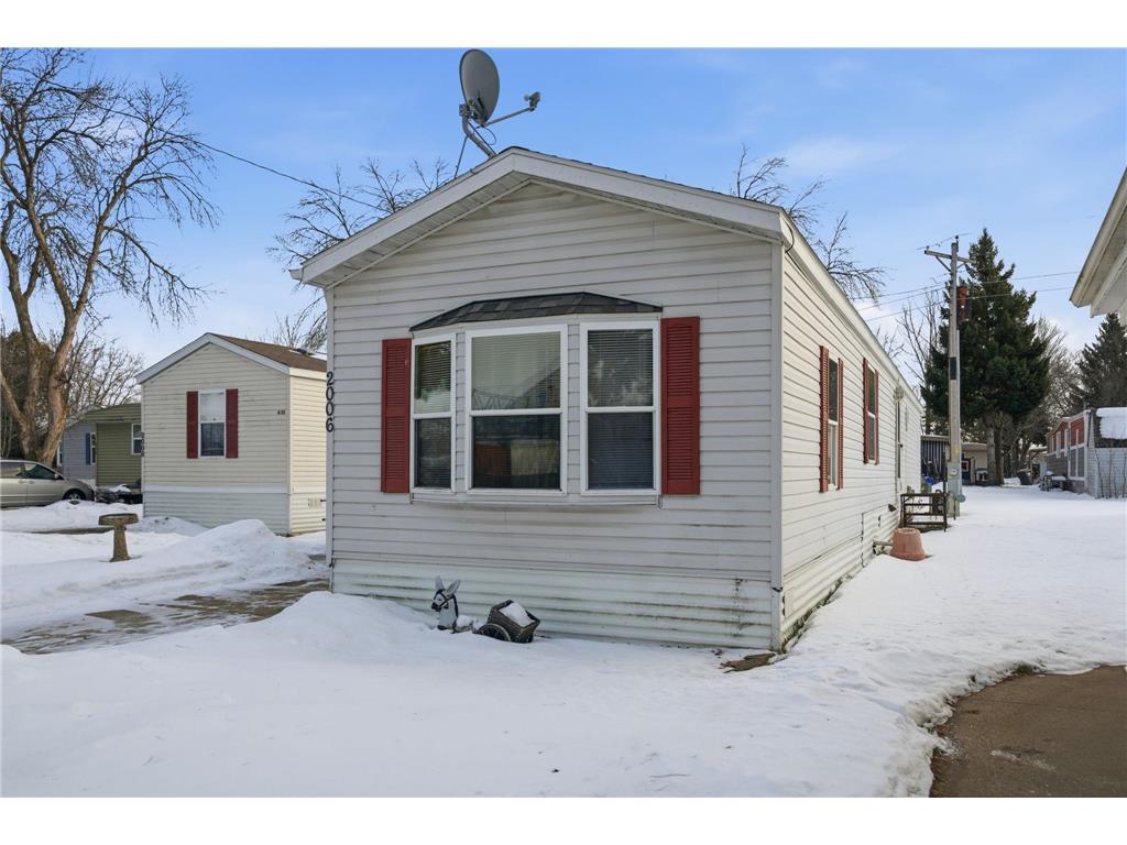 2006 Flamingo Drive NE Ham Lake MN 55304 7001755 image1