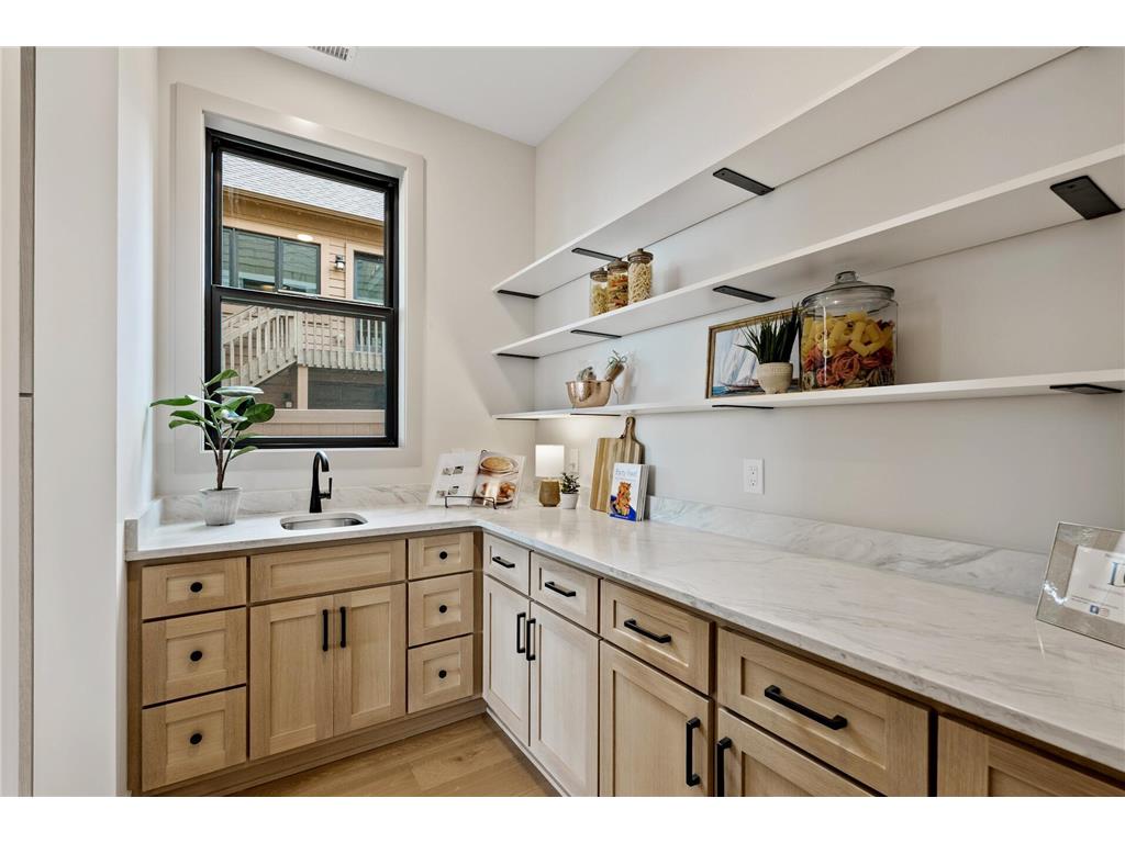 2006 Shorewood Lane Mound MN 55364 - Lake Minnetonka 7018808 image23