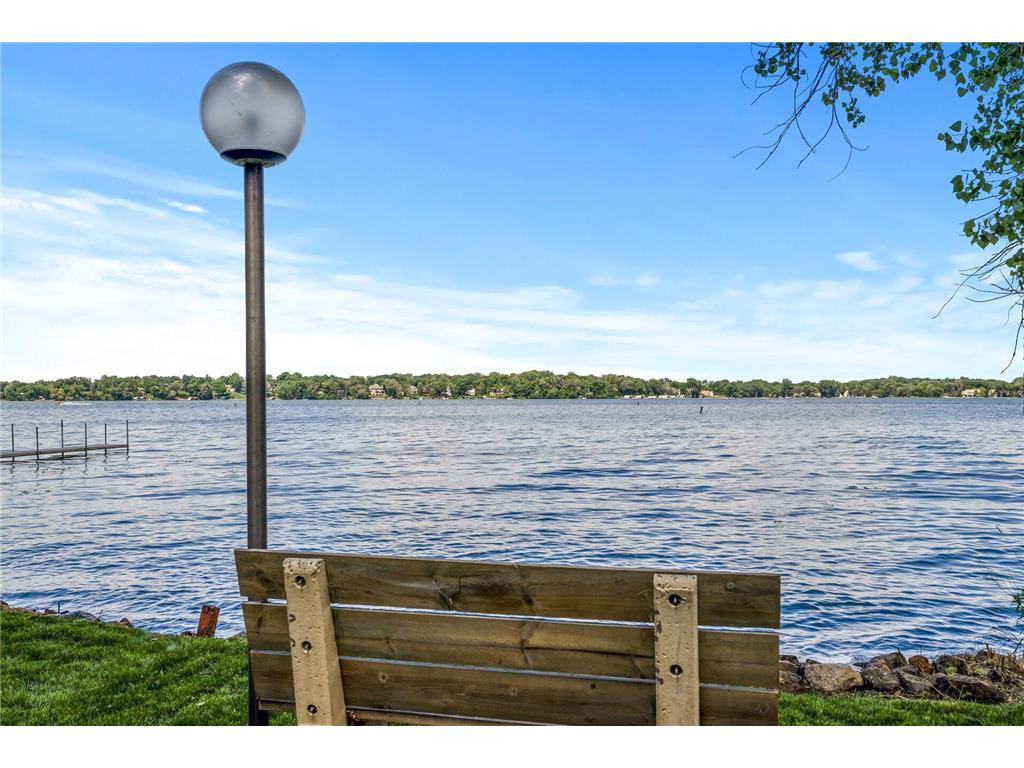 2006 Shorewood Lane Mound MN 55364 - Lake Minnetonka 7018808 image55