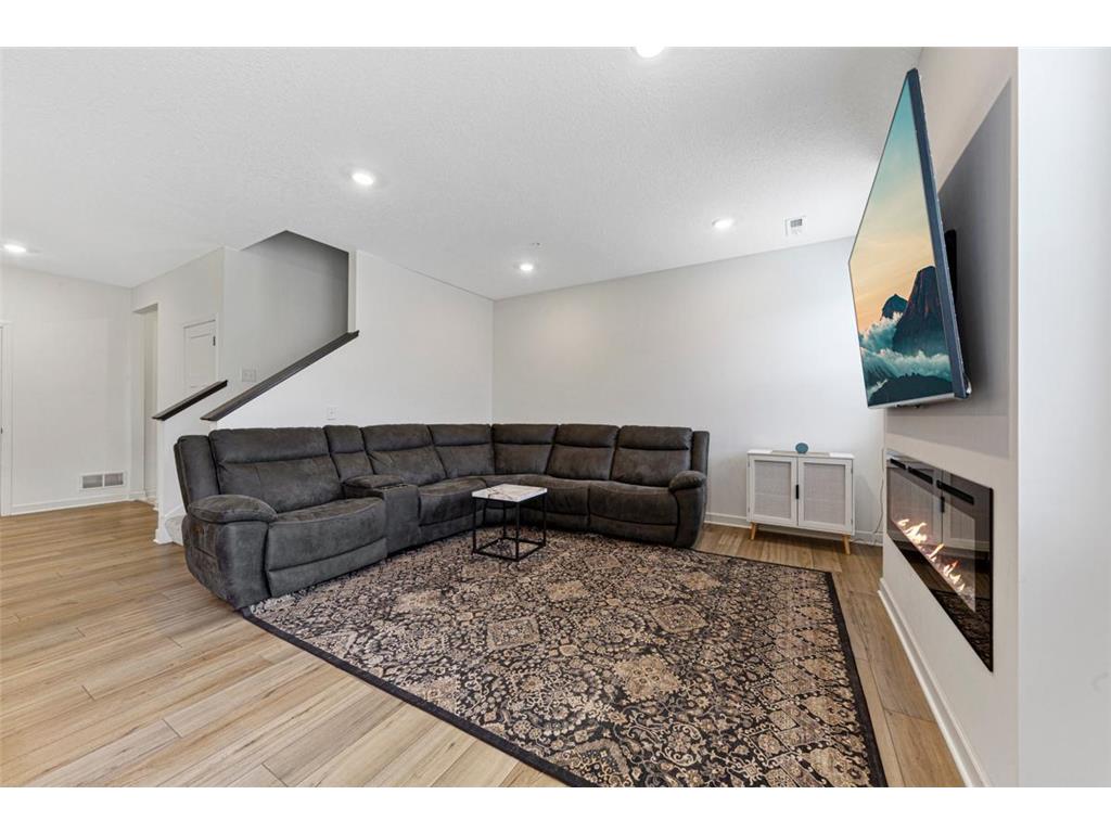 2006 Tyrone Drive Shakopee MN 55379 6803390 image13