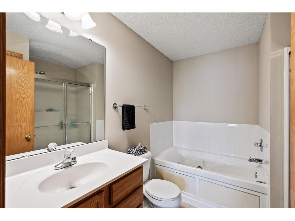 20060 Heritage Drive Lakeville MN 55044 6824696 image11