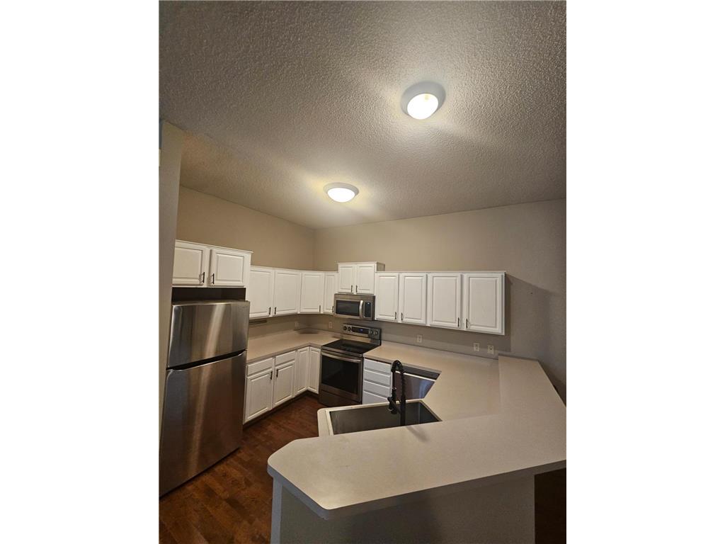 20060 Heritage Drive Lakeville MN 55044 6824696 image2