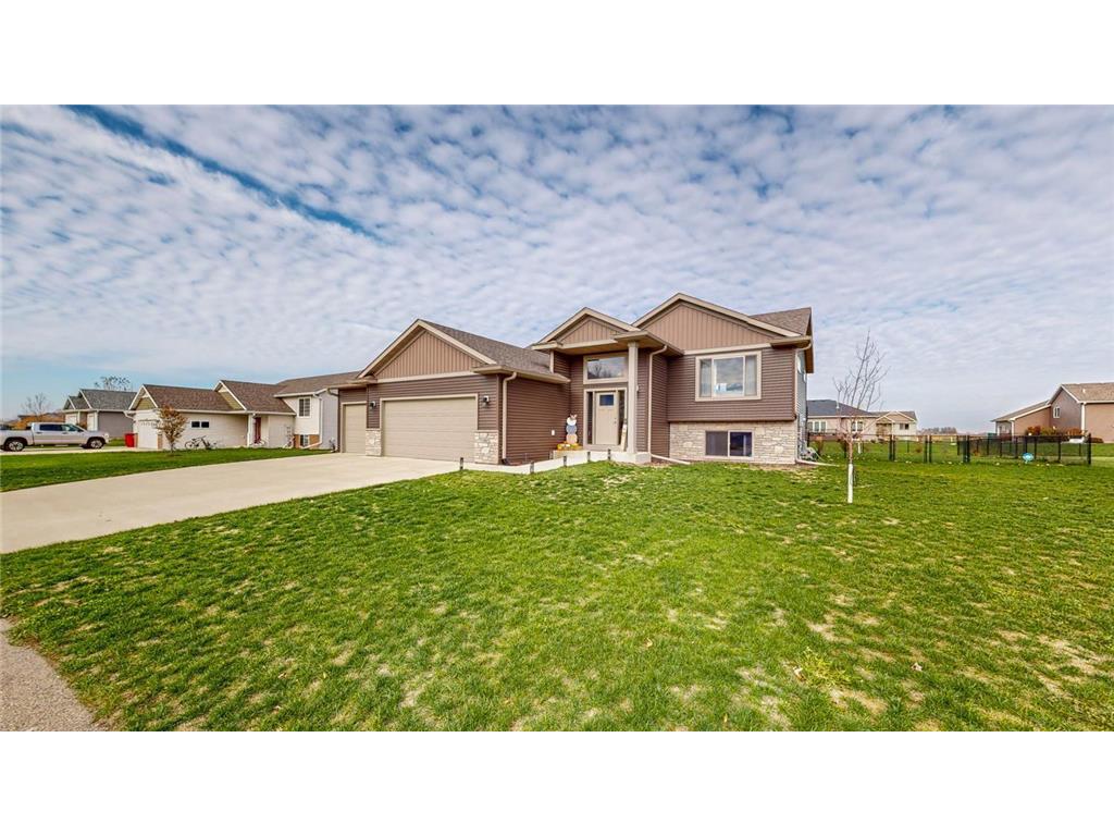 2007 12th Avenue NE Austin MN 55912 6455931 image1