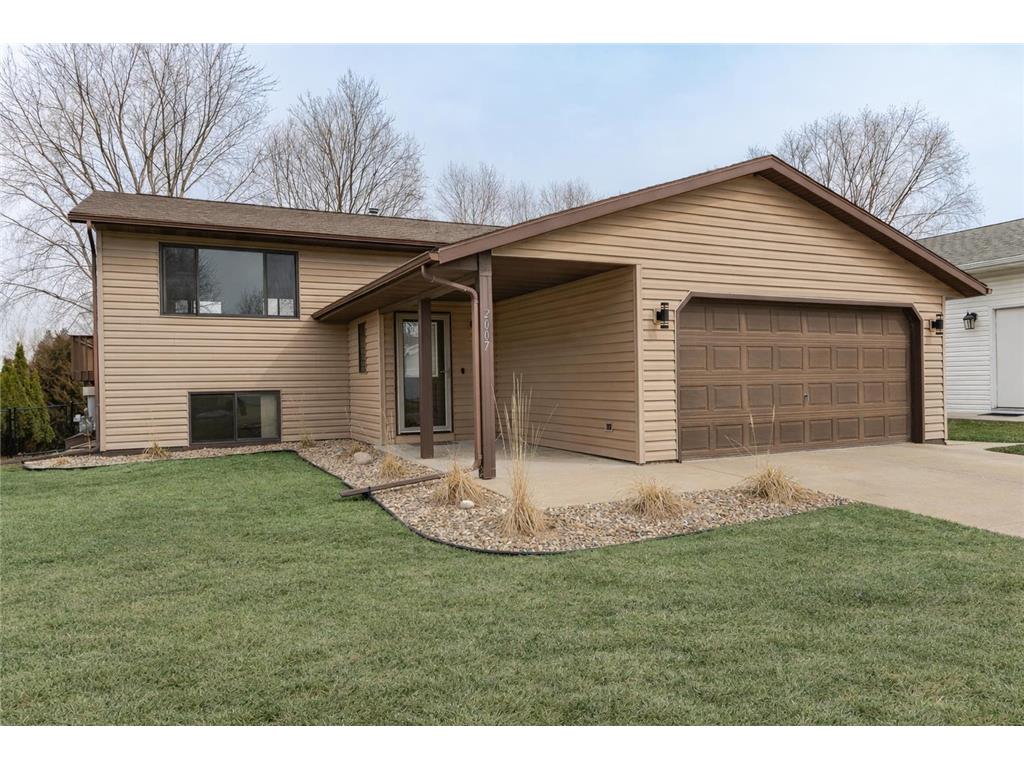 2007 23 1/2 Street SE Rochester MN 55904 7041737 image1