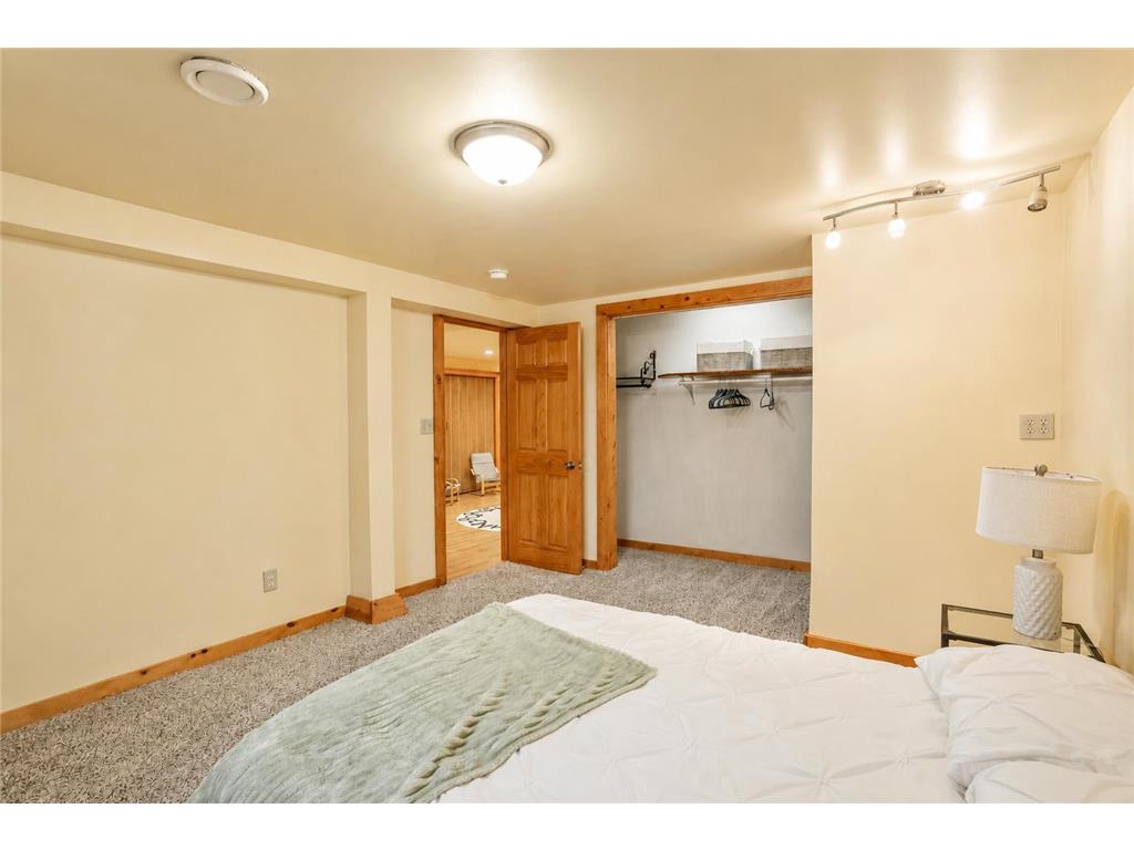 2007 2nd Avenue SE Austin MN 55912 7089583 image32