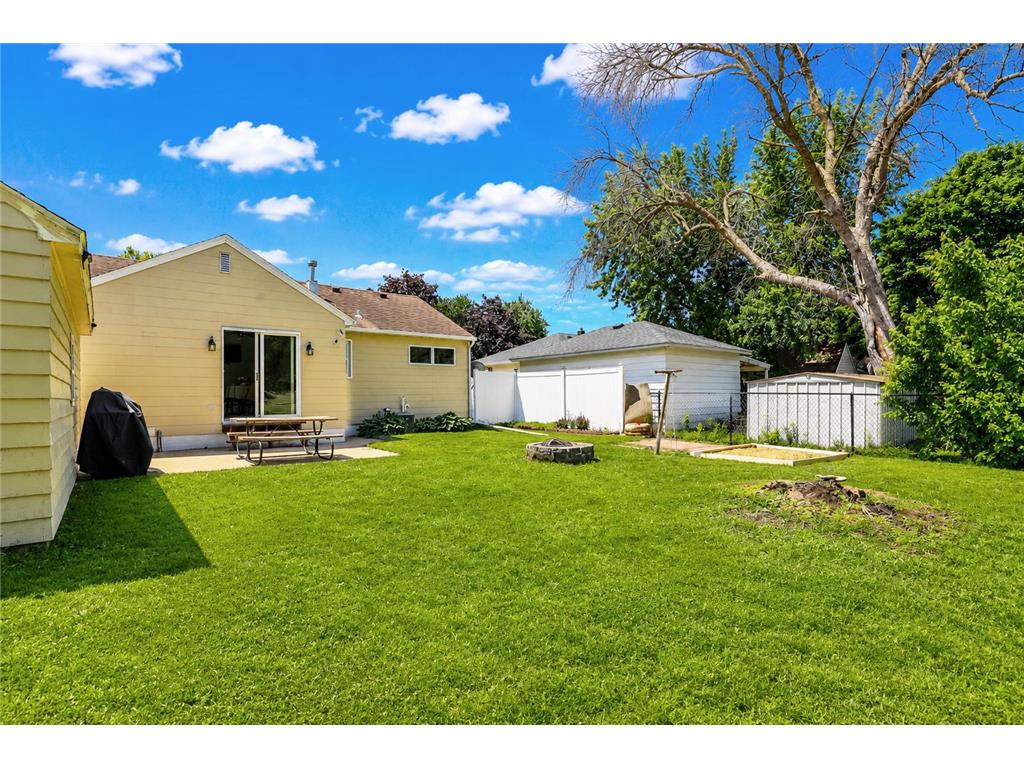 2007 2nd Avenue SE Austin MN 55912 7089583 image37