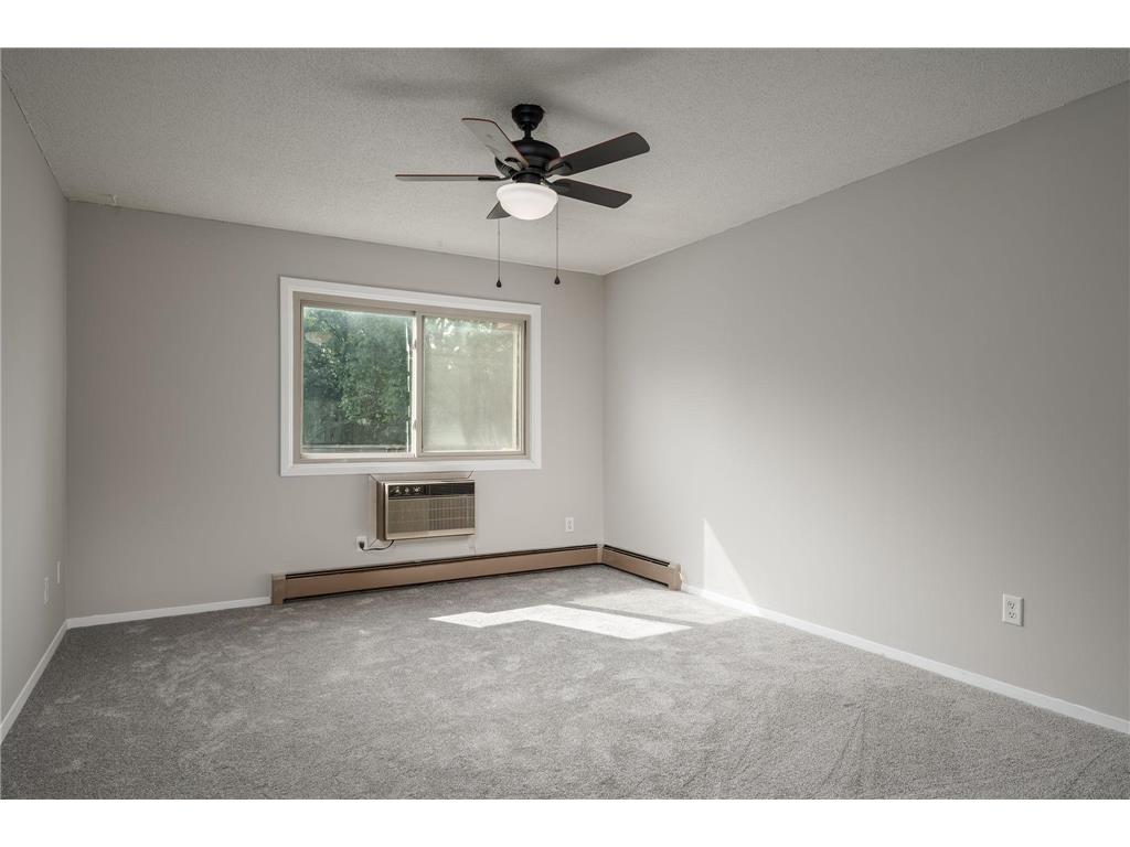 2007 E 122nd Street #B15 Burnsville MN 55337 7040571 image11