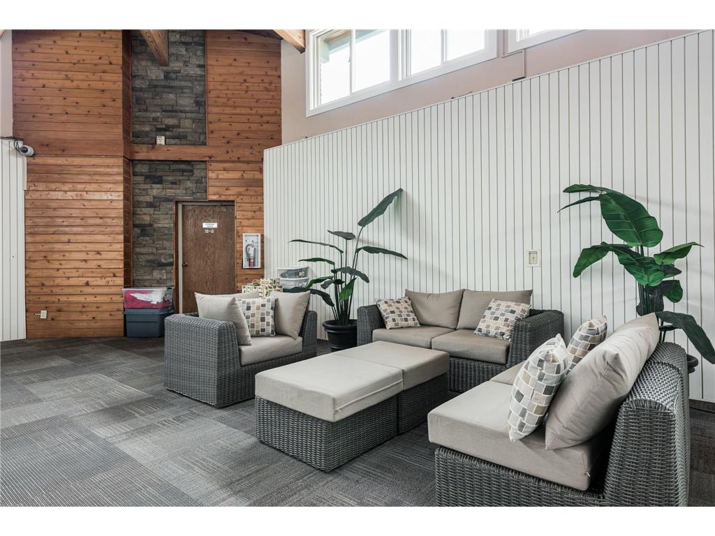 2007 E 122nd Street #B15 Burnsville MN 55337 7040571 image26