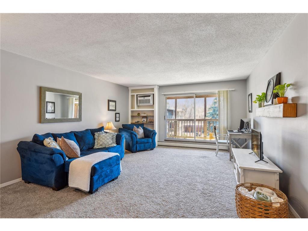 2007 E 122nd Street #B17 Burnsville MN 55337 6513297 image1