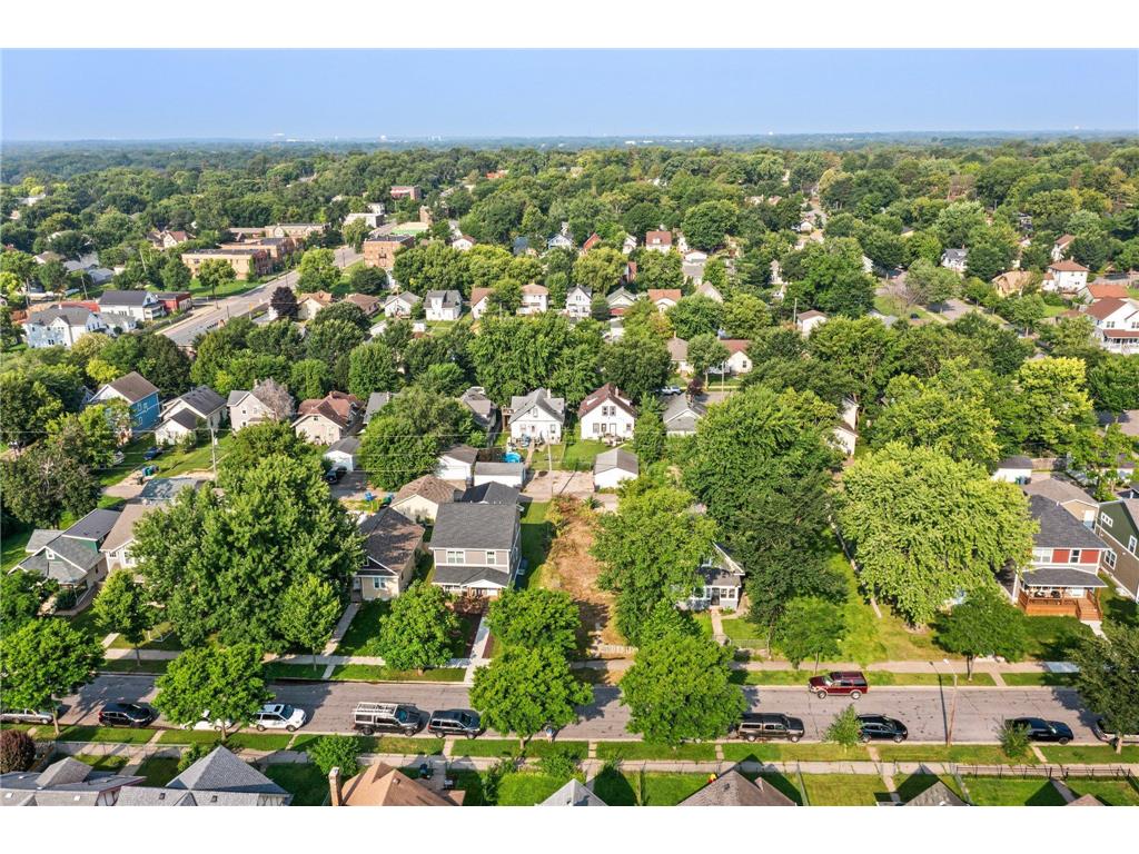 2007 Queen Avenue N Minneapolis MN 55411 6590590 image1