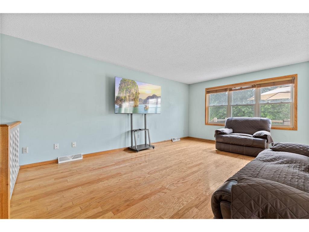 20075 Uplander Street NW Oak Grove MN 55011 7092887 image10