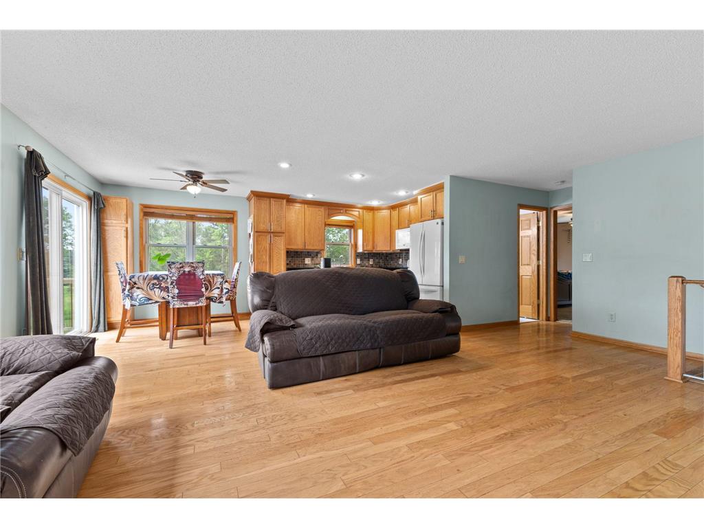 20075 Uplander Street NW Oak Grove MN 55011 7092887 image12