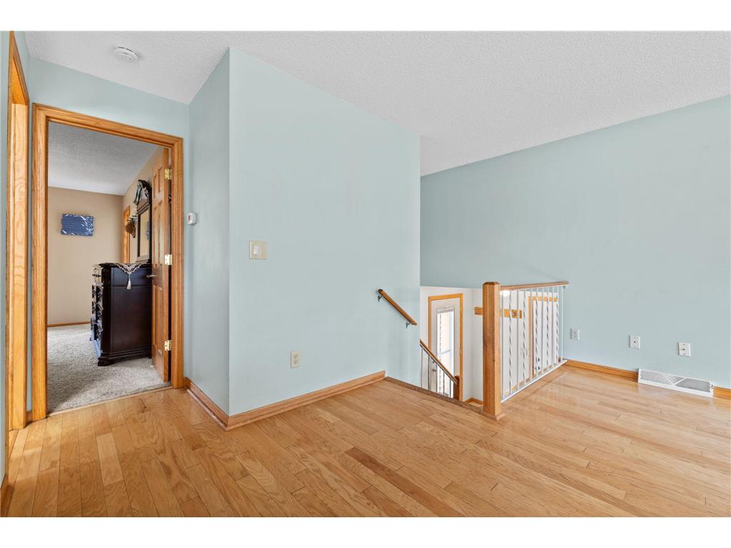 20075 Uplander Street NW Oak Grove MN 55011 7092887 image9