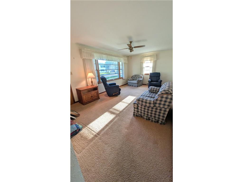 2008 2nd Avenue SE Austin MN 55912 7065659 image11