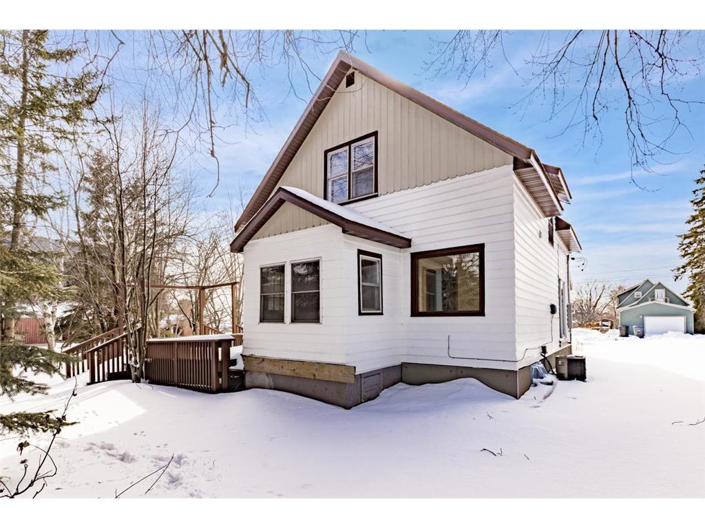 2008 E 2nd Street Superior WI 54880 7026043 image1