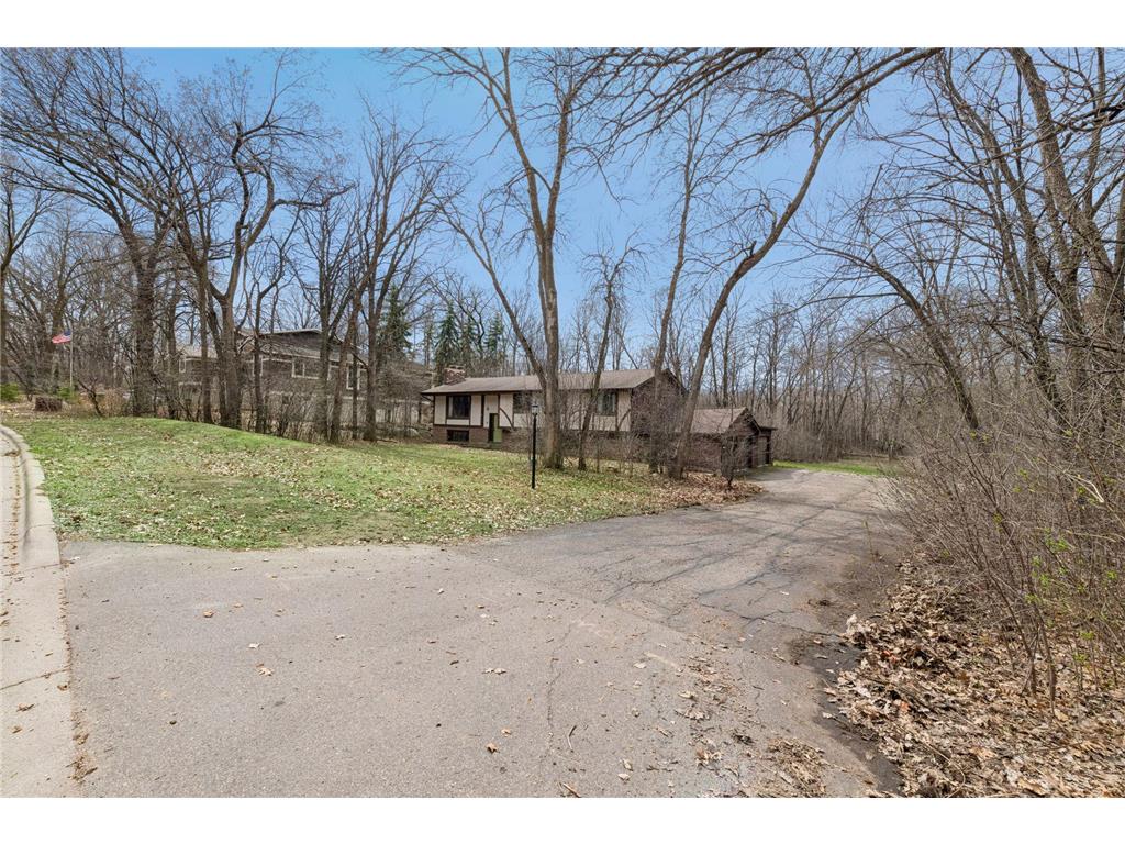 2008 Indian Road W Minnetonka MN 55305 7051379 image1