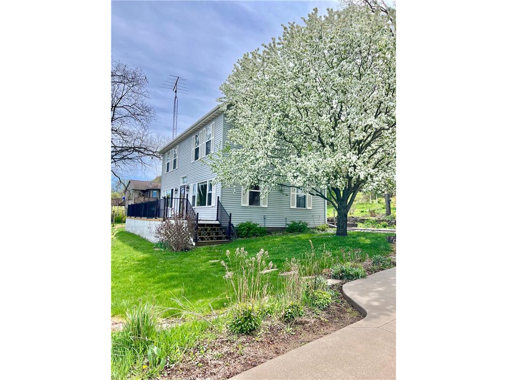 20085 County Road 77, Reads Landing, MN, 55968 MLS 6496316 Edina