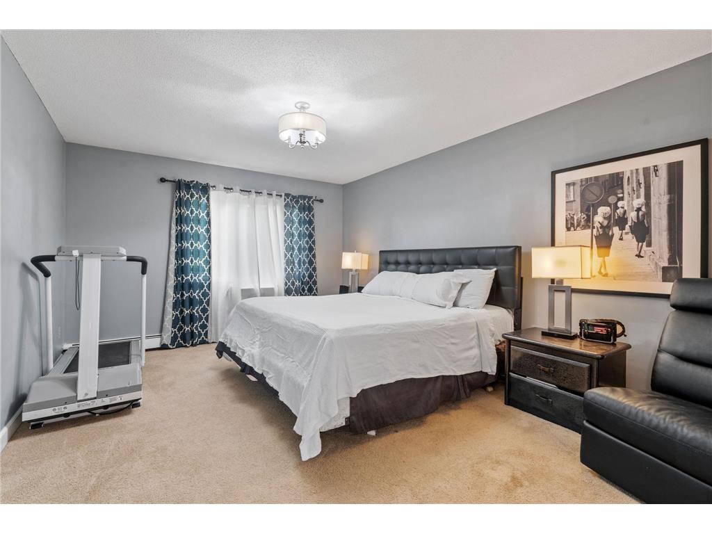 2009 E 122nd Street #C8 Burnsville MN 55337 7077907 image12