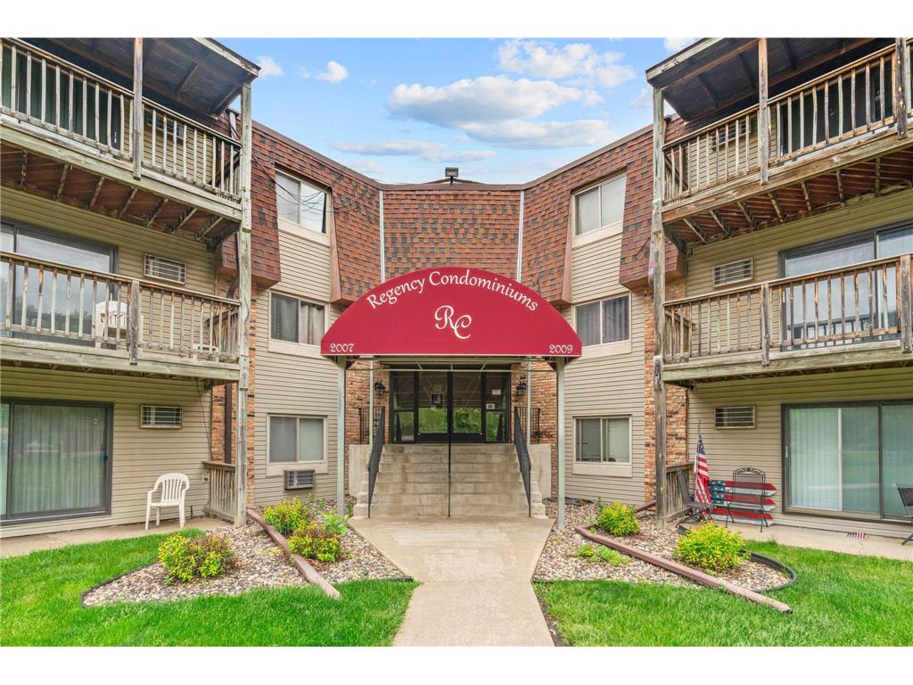 2009 E 122nd Street #C8 Burnsville MN 55337 7077907 image25