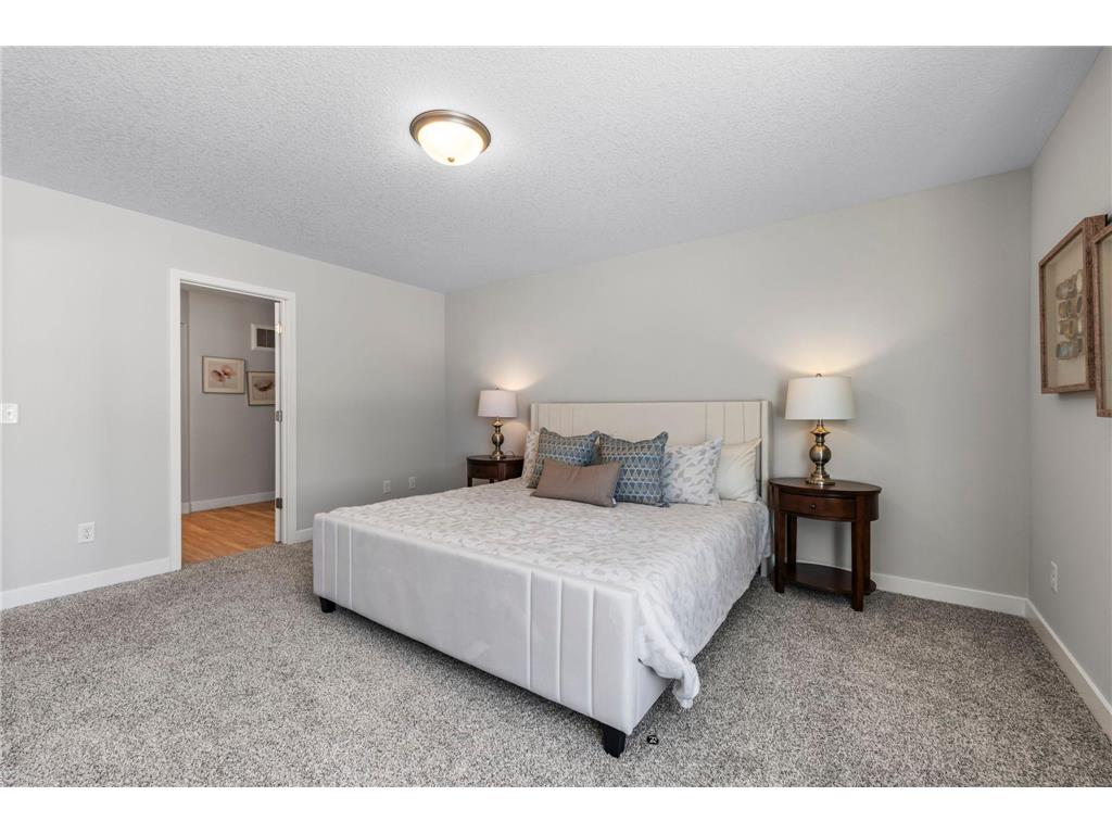 2009 Goldenray Drive Faribault MN 55021 7044435 image23