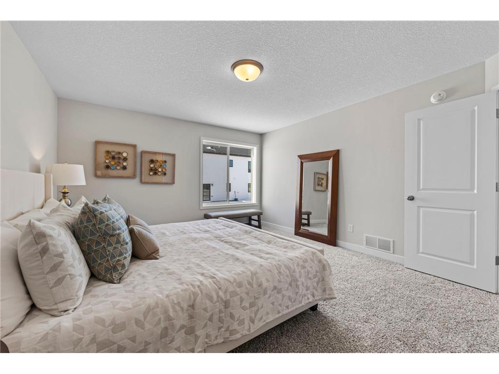 2009 Goldenray Drive Faribault MN 55021 7044435 image25