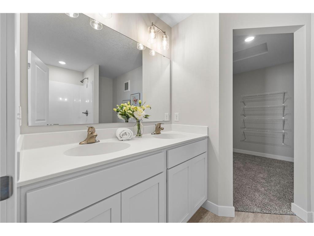 2009 Goldenray Drive Faribault MN 55021 7044435 image26