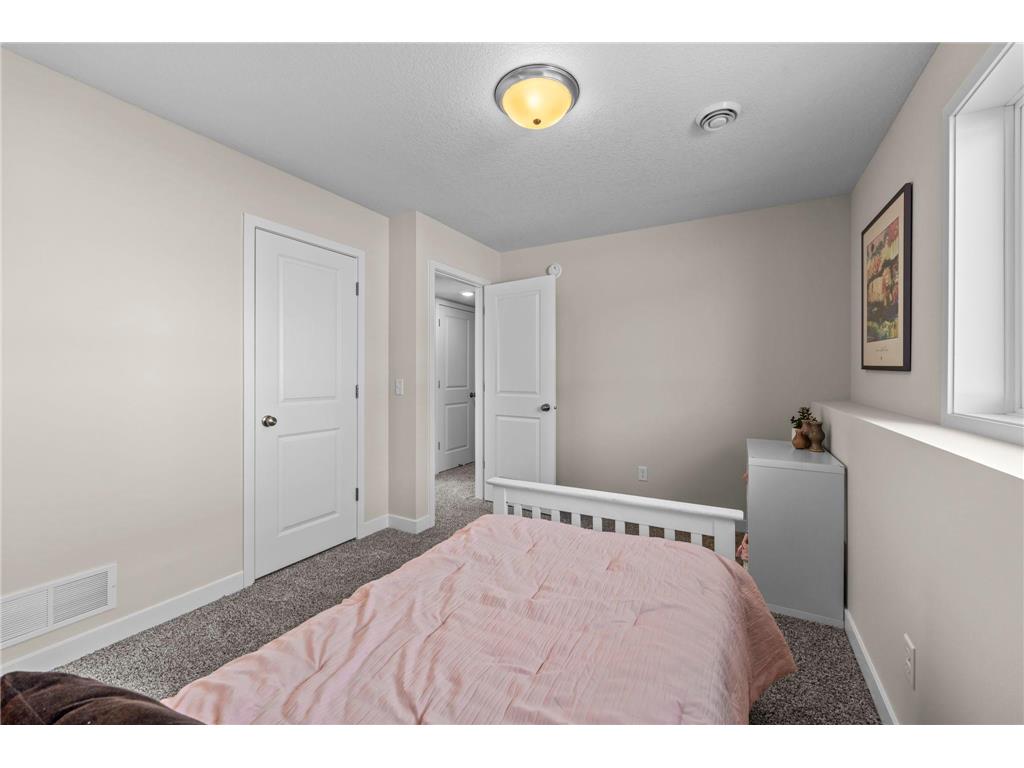 2009 Goldenray Drive Faribault MN 55021 7044435 image46