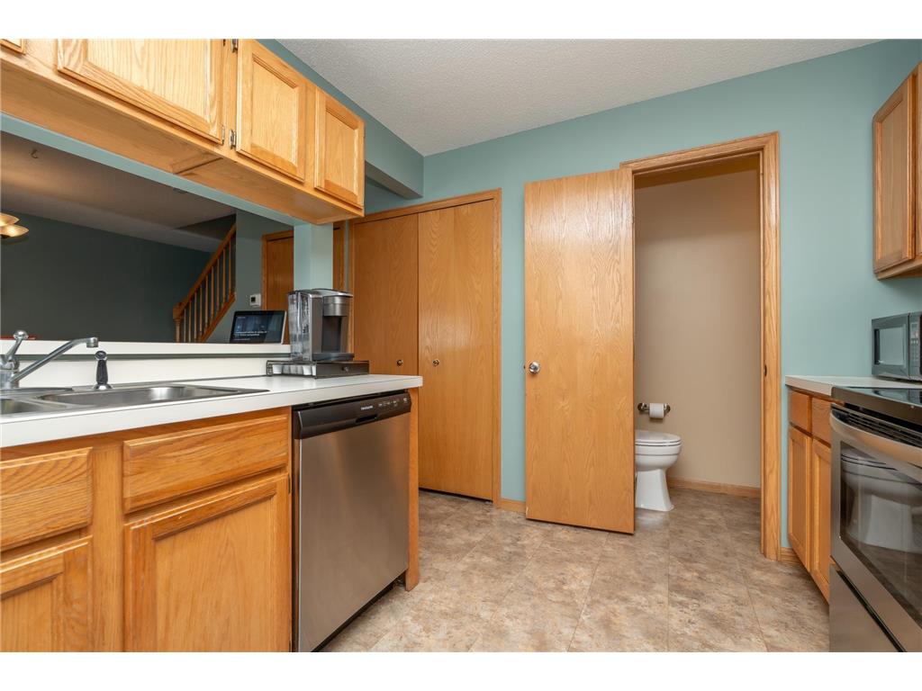 2009 Southcross Drive W #903 Burnsville MN 55306 7062945 image7