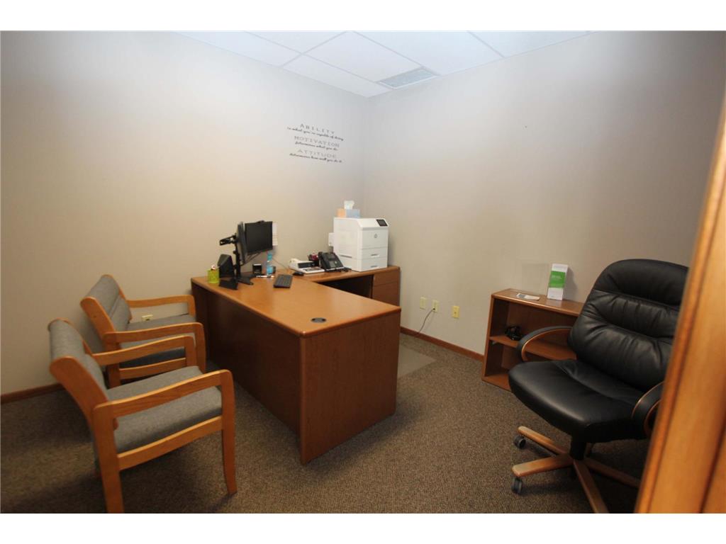 203 3RD ST W W 3RD ST W Thief River Falls MN 56701 6788357 image6