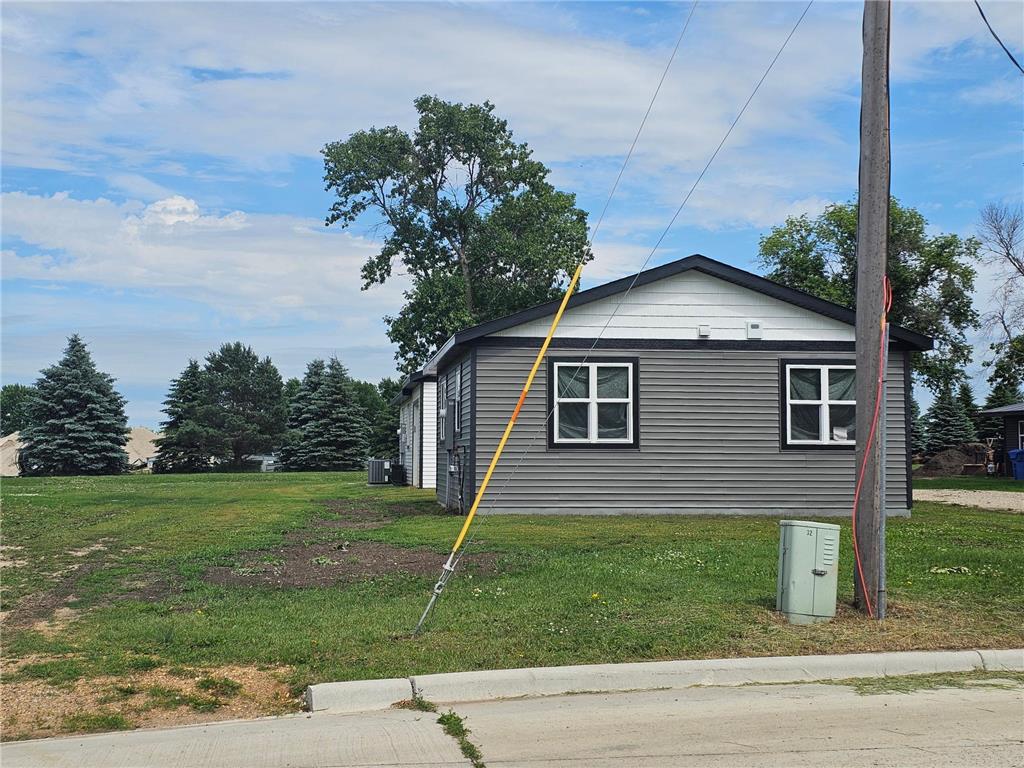 201 10th Avenue SE Pipestone MN 56164 6727135 image6