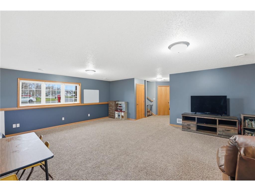 201 10th Street SE Freeport MN 56331 7057298 image22